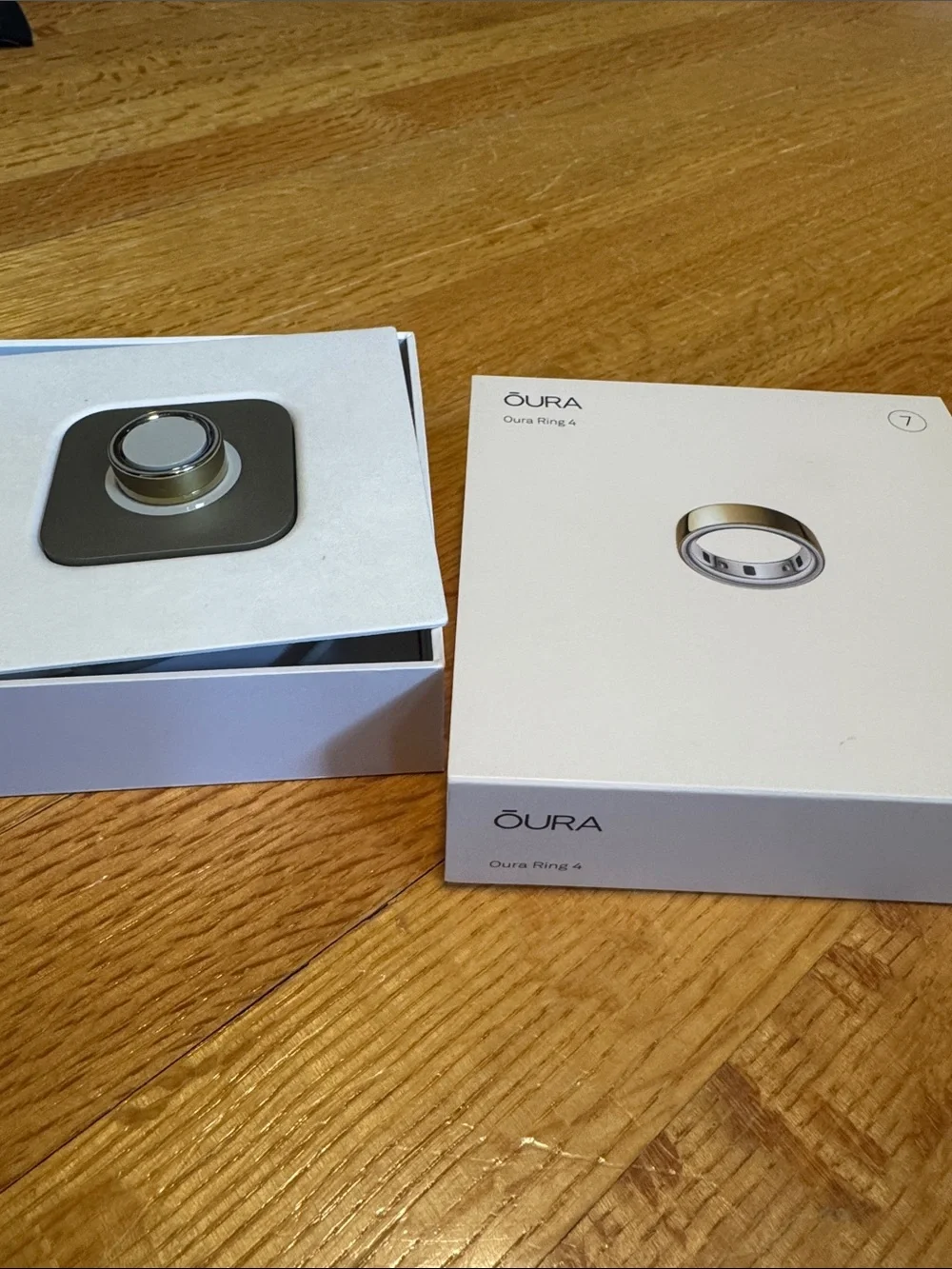 Gold Oura Ring 4